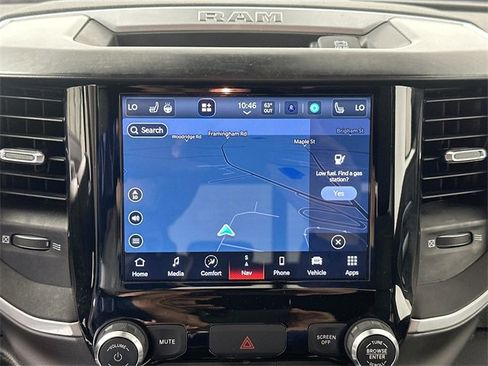 Used 2022 RAM 2500 Big Horn w/ Level C Equiment Group image 11