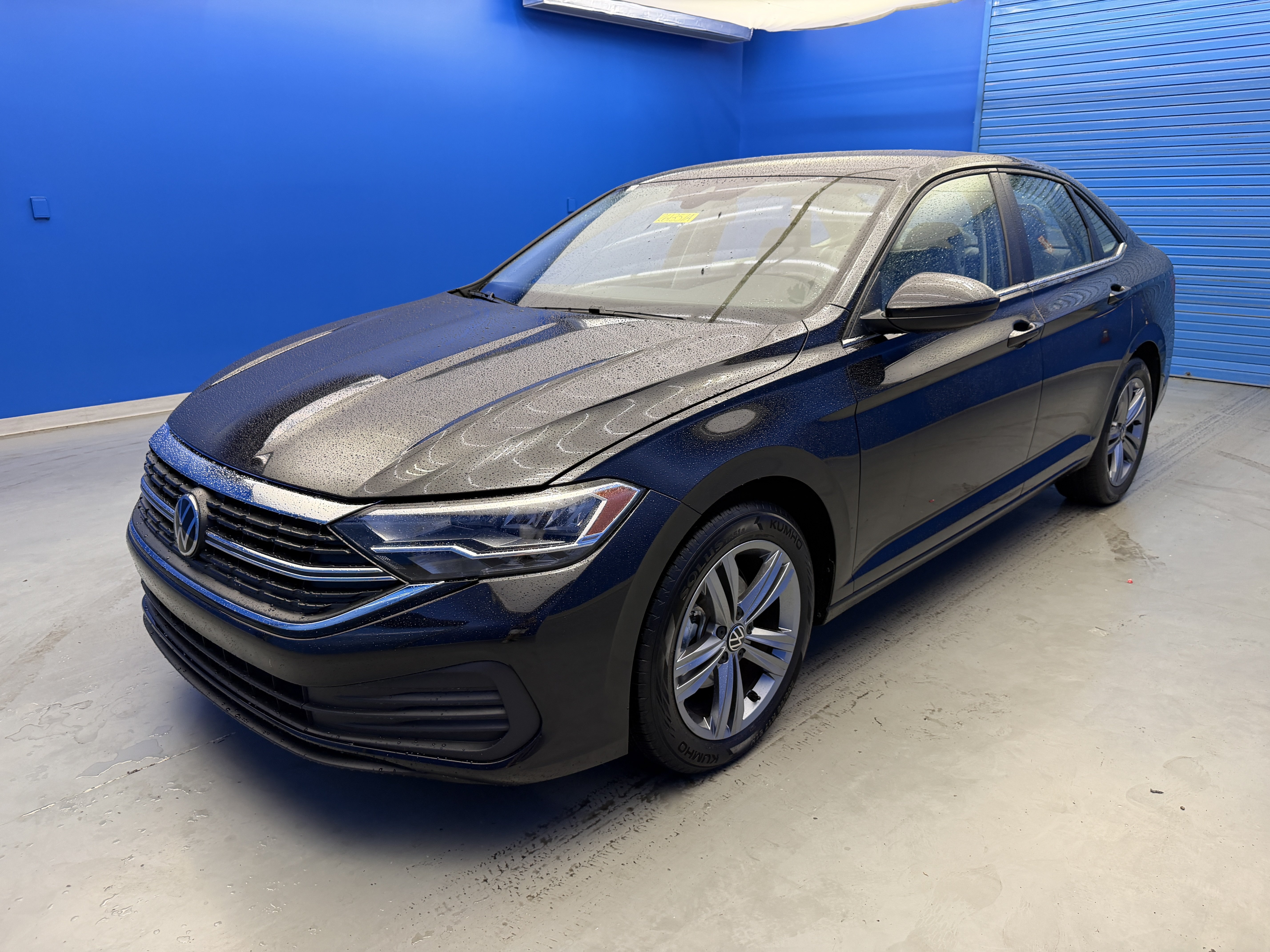 Used 2024 Volkswagen Jetta SE FWD image 4