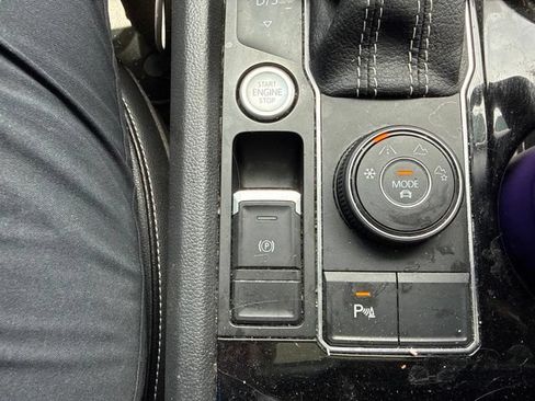 Used 2022 Volkswagen Atlas SE AWD/4WD image 18