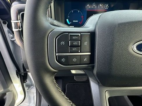 New 2025 Ford F250 Lariat w/ FX4 Off-Road Package image 32