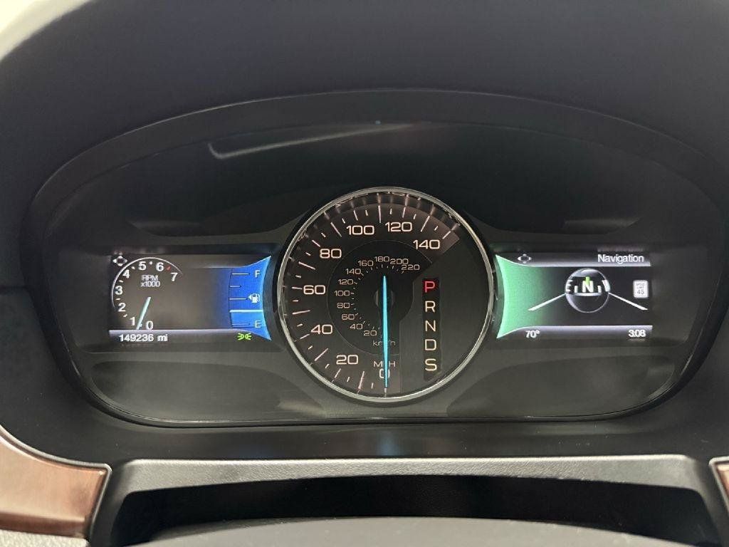 Used 2014 Ford Edge Limited w/ Equipment Group 301A AWD/4WD image 16