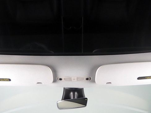 Used 2020 Tesla Model Y Long Range AWD/4WD image 63