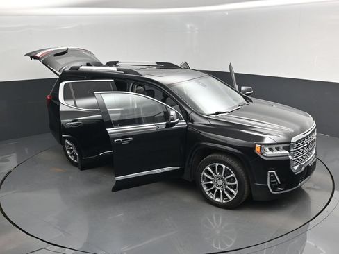 Used 2022 GMC Acadia Denali w/ Denali Ultimate Package AWD/4WD image 19