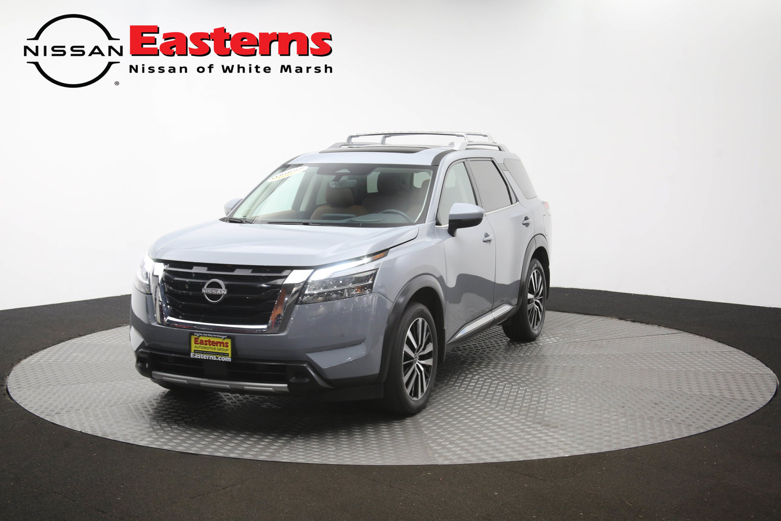 Used 2023 Nissan Pathfinder Platinum w/ Cargo Package AWD/4WD image 53