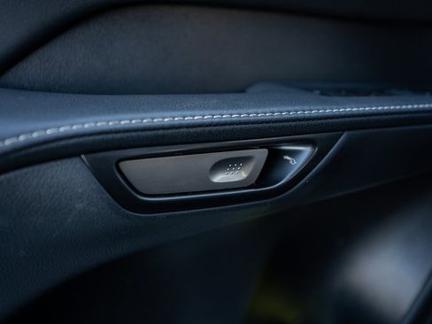 Used 2024 Lexus RX 500h F Sport image 19