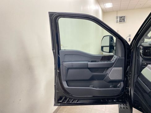 New 2026 Ford F350 Lariat w/ Tremor Off-Road Package AWD/4WD image 16