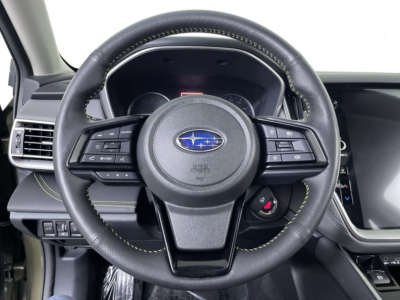 Used 2025 Subaru Outback Onyx Edition AWD/4WD image 14