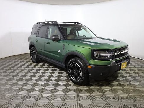 Certified 2025 Ford Bronco Sport Outer Banks w/ Outer Banks Tech Package+ AWD/4WD image 4