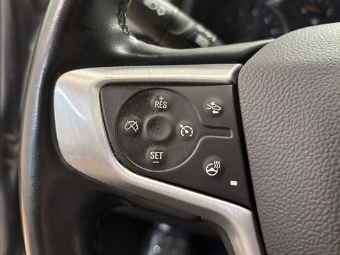 Used 2023 GMC Terrain SLT AWD/4WD image 32