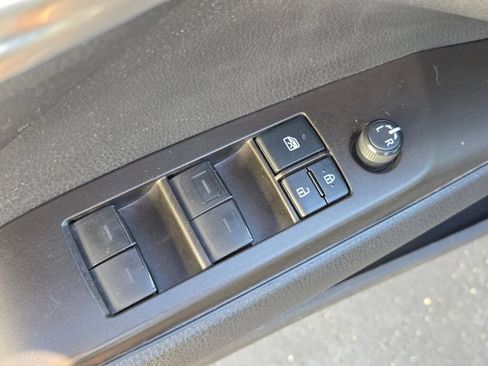 Used 2021 Toyota Camry LE image 18