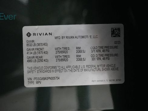 Used 2023 Rivian R1S Adventure AWD/4WD image 31