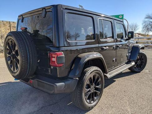 Used 2024 Jeep Wrangler Unlimited Sahara w/ Technology Group image 3