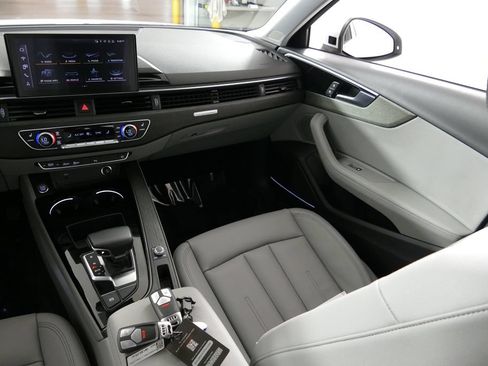 Used 2023 Audi A4 2.0T Premium Plus w/ Premium Plus Package AWD/4WD image 28