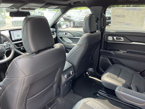 New 2026 Ford Explorer Tremor w/ Tremor Ultimate Package AWD/4WD image 30