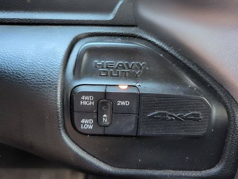 Used 2019 RAM 3500 Big Horn AWD/4WD image 16