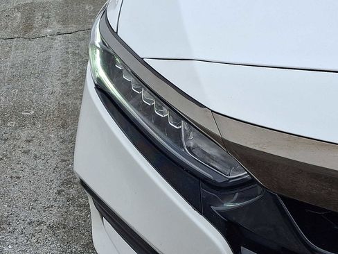 Used 2020 Honda Accord Sport image 10