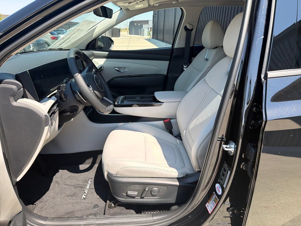 New 2026 Hyundai Tucson Limited AWD/4WD image 15