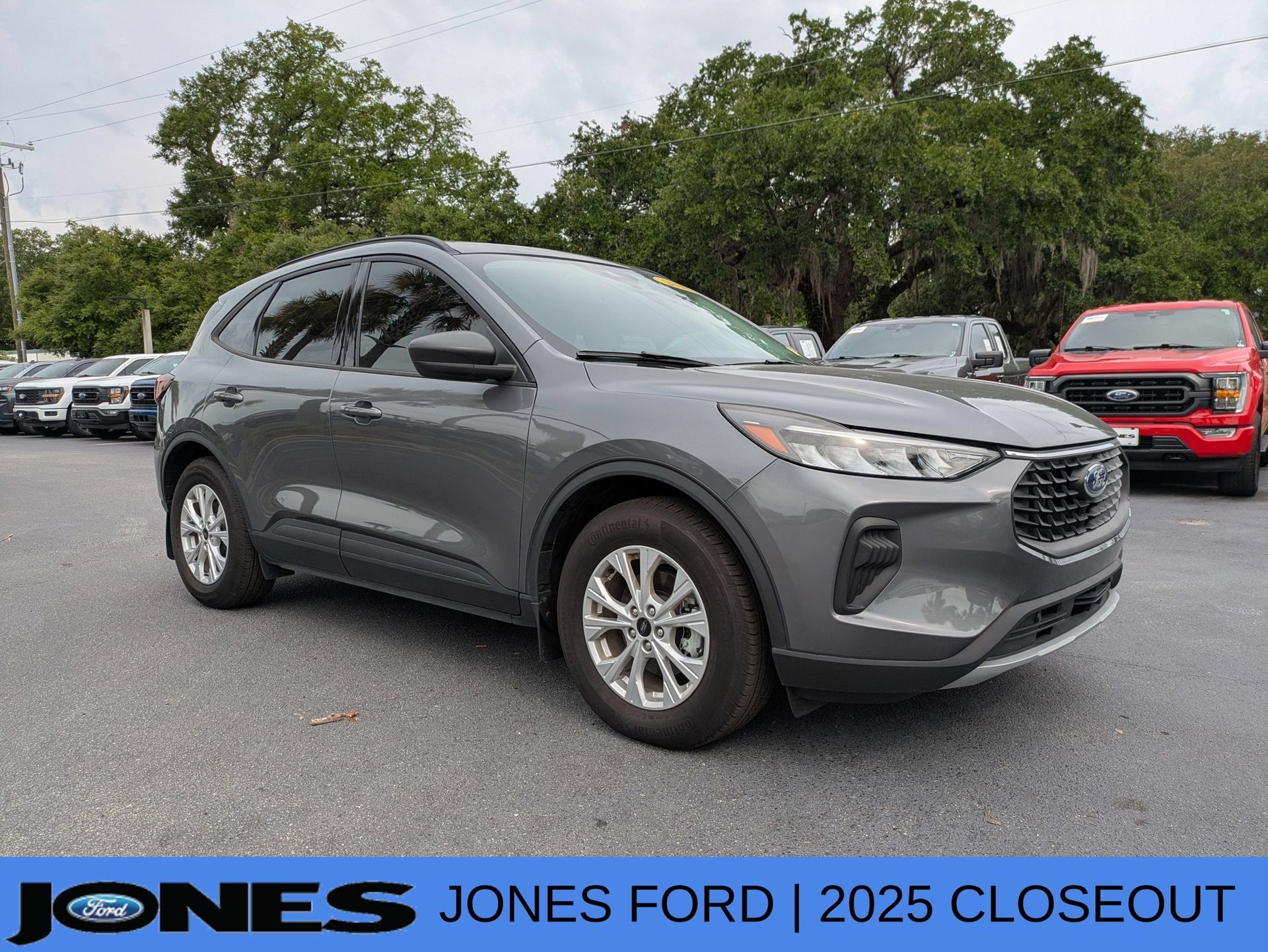 New 2025 Ford Escape Active FWD image 2