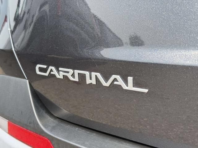 Used 2026 Kia Carnival FWD image 7
