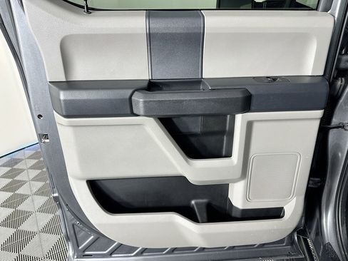 Used 2022 Ford F350 XL w/ Power Equipment Group image 23