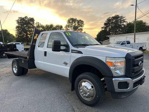 Used 2012 Ford F550 4x4 SuperCab Super Duty w/ XL Value Pkg image 4