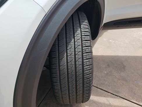 New 2026 Ford Explorer ST-Line image 37