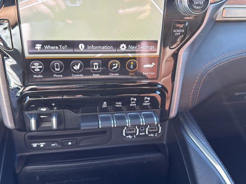 Used 2019 RAM 1500 Limited RWD image 24