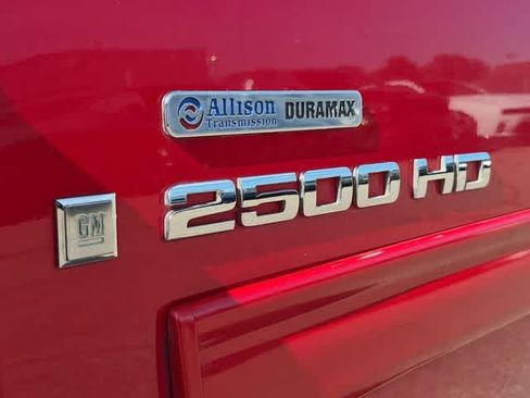 Used 2009 GMC Sierra 2500 SLE w/ Convenience Package AWD/4WD image 13
