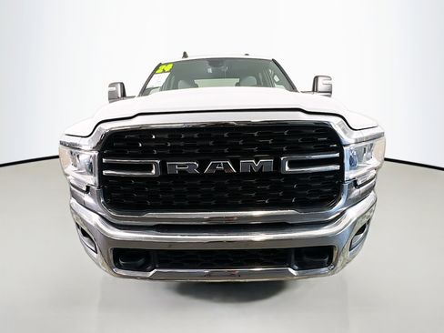 Used 2024 RAM 3500 Big Horn image 10