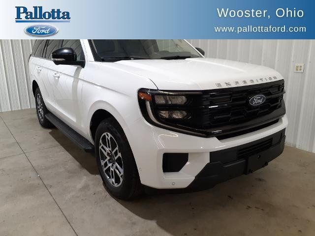 Certified 2025 Ford Expedition Active AWD/4WD image 1