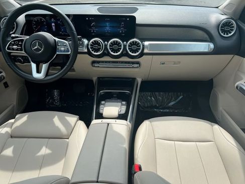 Used 2022 Mercedes-Benz GLB 250 4MATIC image 24