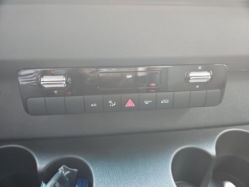 New 2025 Mercedes-Benz Sprinter 2500 image 22