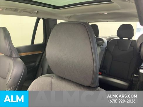 Used 2024 Volvo XC90 B6 Plus image 17
