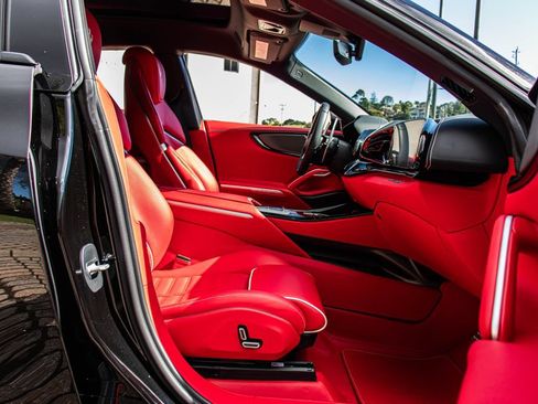 Certified 2024 Ferrari Purosangue AWD/4WD image 55