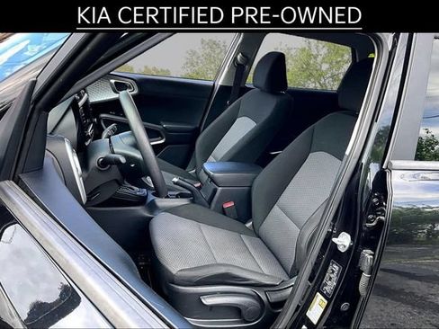 Certified 2023 Kia Soul LX w/ LX Technology Package FWD image 23