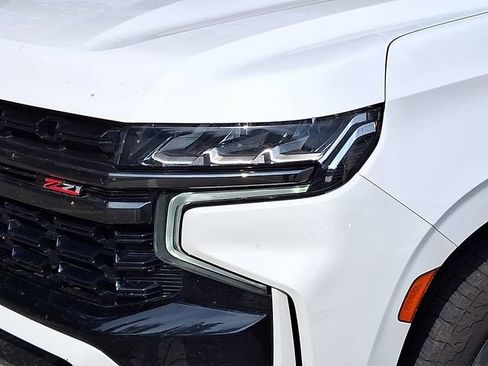 Used 2021 Chevrolet Suburban Z71 w/ Z71 Signature Package AWD/4WD image 29