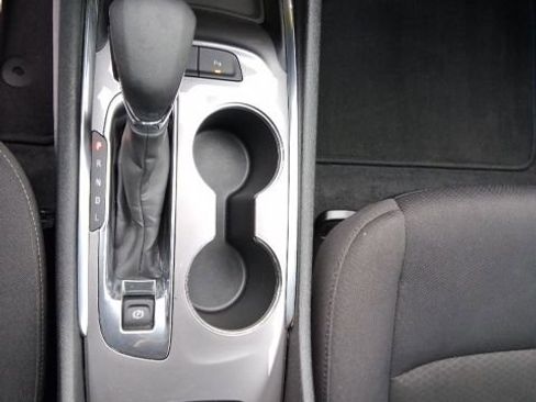 Used 2024 Chevrolet Malibu LT image 21