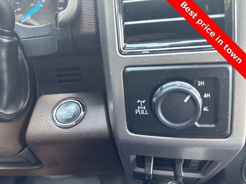 Used 2020 Ford F350 King Ranch w/ FX4 Off-Road Package image 19