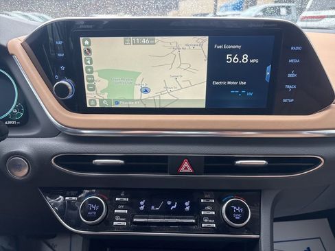 Used 2021 Hyundai Sonata Limited image 15