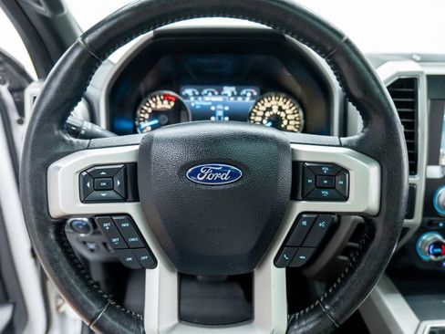 Used 2018 Ford F150 Lariat w/ Equipment Group 502A Luxury AWD/4WD image 37