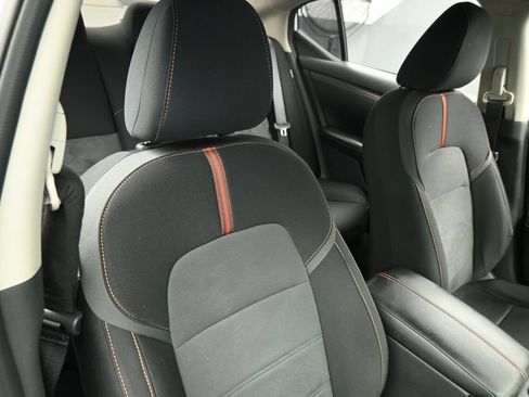 Used 2021 Nissan Sentra SR FWD image 37
