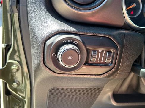 Used 2021 Jeep Wrangler Unlimited Sport image 13