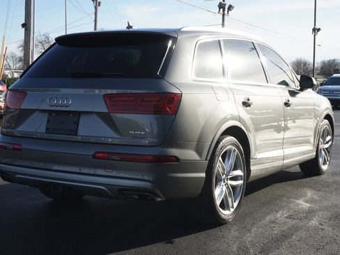 Used 2017 Audi Q7 3.0T Prestige w/ Prestige Package image 5