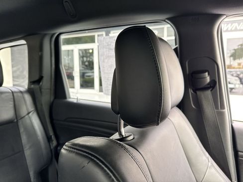 Used 2018 Jeep Grand Cherokee Altitude RWD image 20
