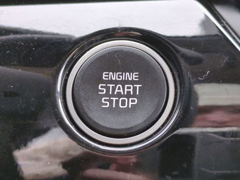 Used 2024 Kia Seltos S image 28