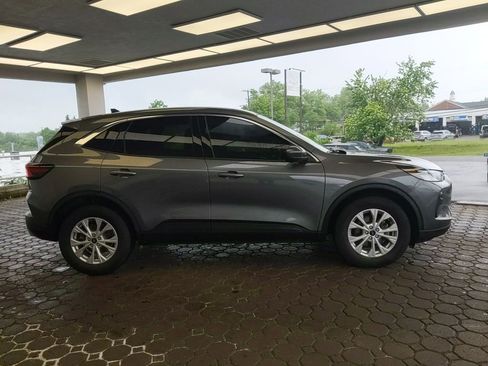 Used 2023 Ford Escape Active w/ Tech Pack #2 AWD/4WD image 5