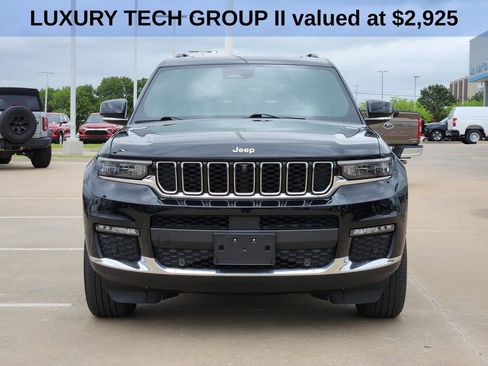 Used 2024 Jeep Grand Cherokee L Limited w/ Luxury Tech Group II AWD/4WD image 3