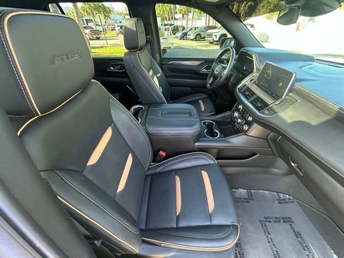 Used 2024 GMC Yukon AT4 w/ AT4 Premium Package AWD/4WD image 23