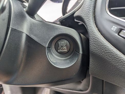 Used 2021 Jeep Compass Latitude w/ Sun and Sound Group image 33