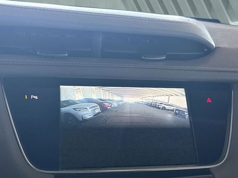 Used 2019 Cadillac XT5 Premium Luxury image 17